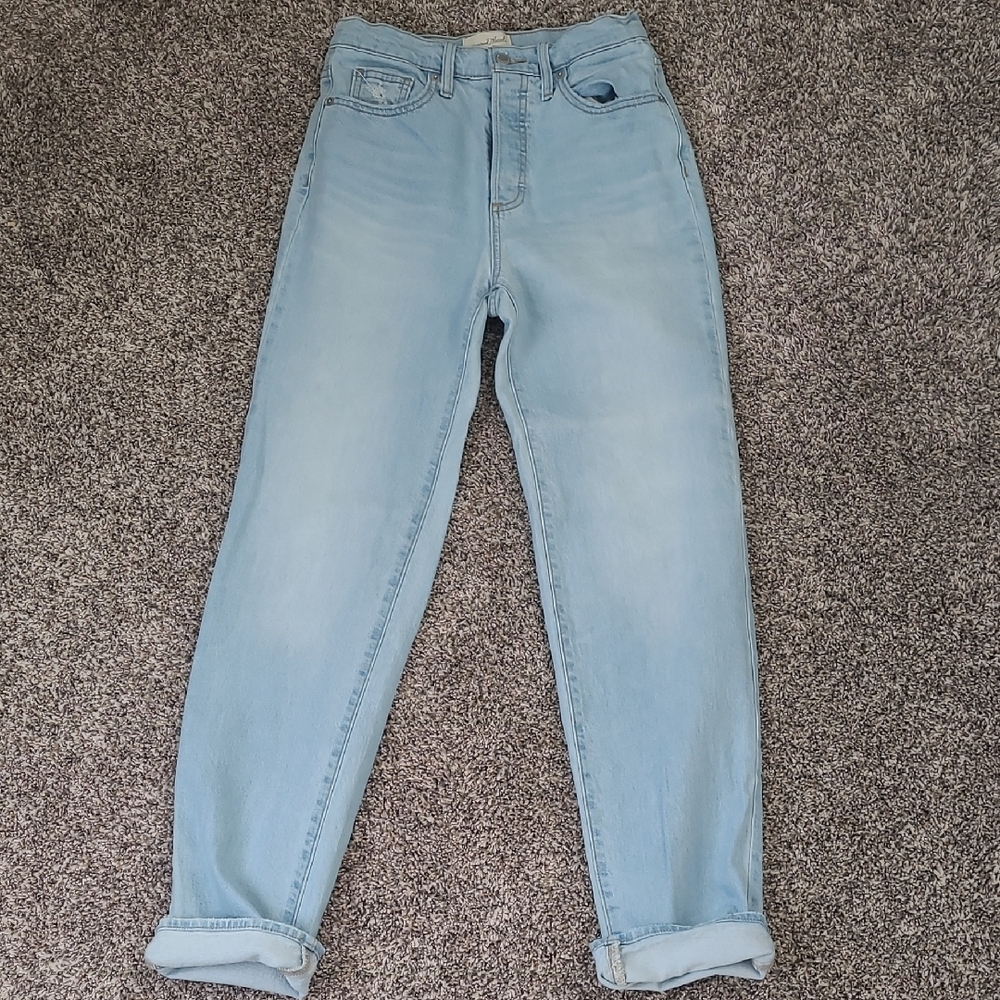 Universal Thread High Rise 90s Straight Jeans